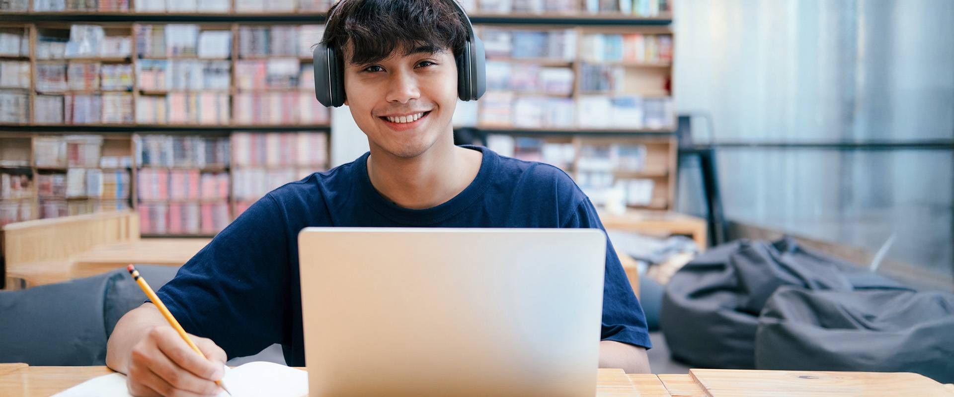 SAT ACT Prep Banner – Xocratic Student preparing for SAT with Xocratic coaching